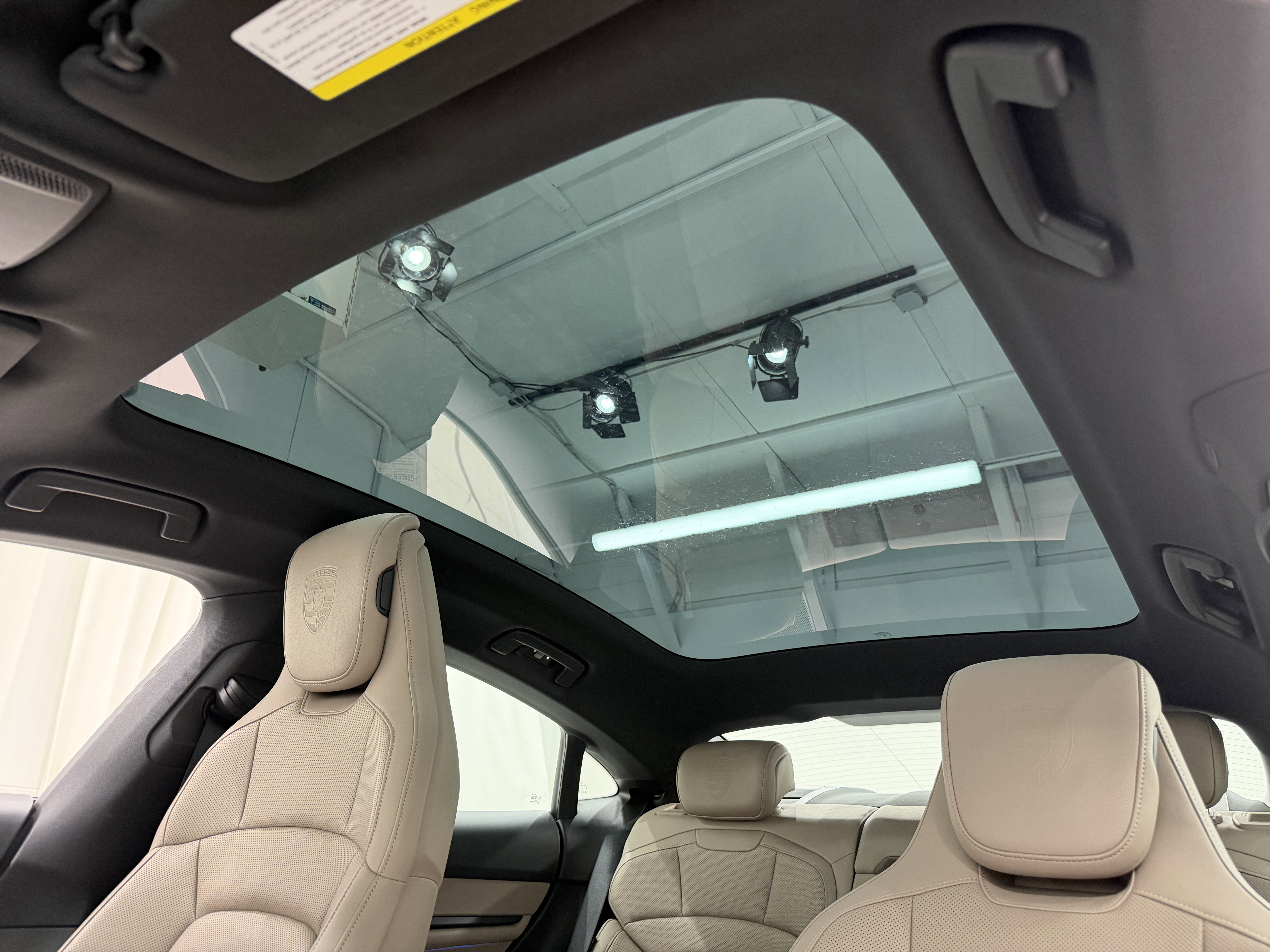 Used 2021 Porsche Taycan 4S image 36