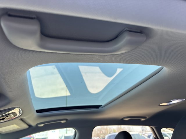 Used 2026 Hyundai Kona Limited image 16