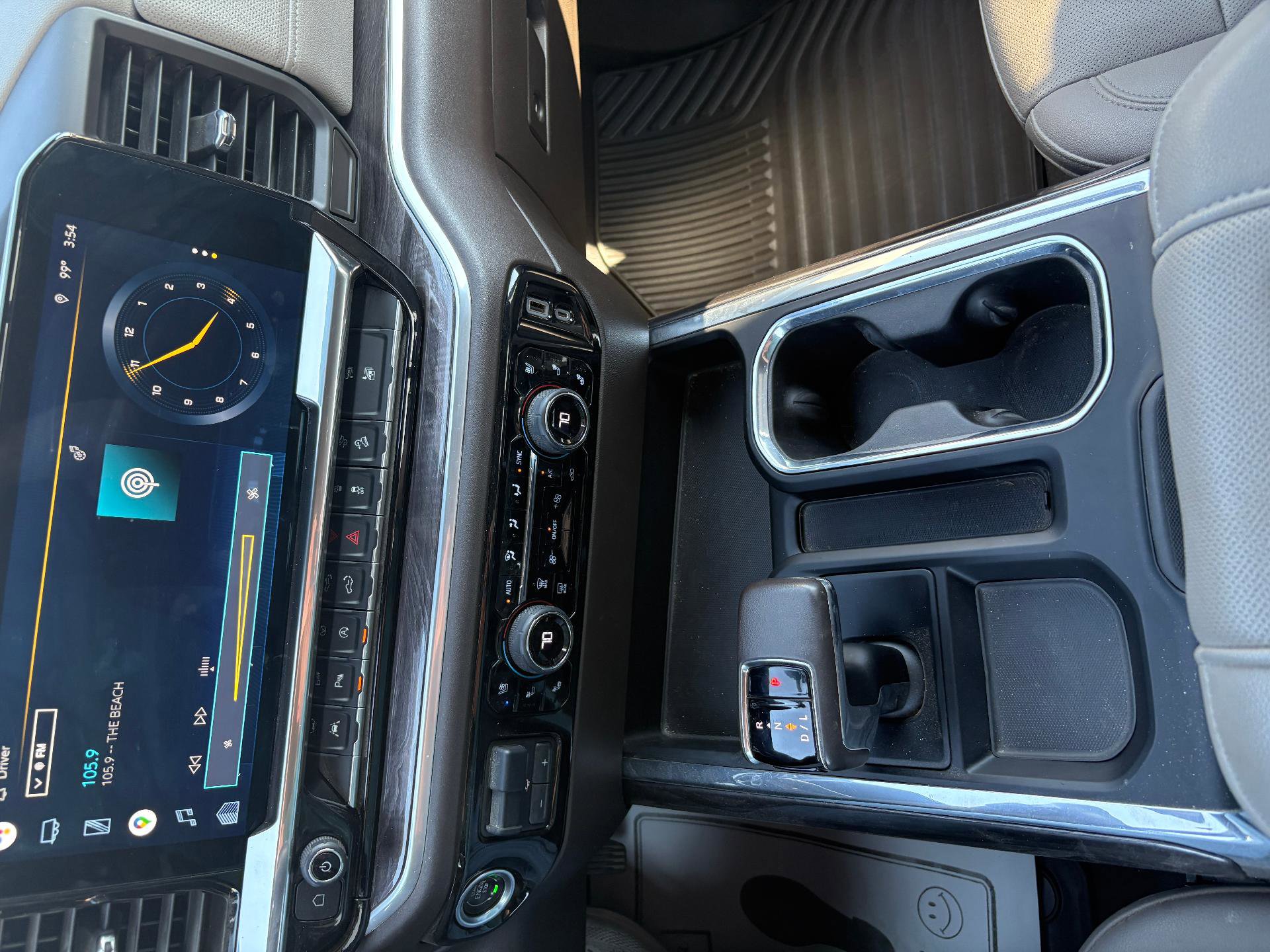 Used 2022 Chevrolet Silverado 1500 LTZ w/ Technology Package image 33