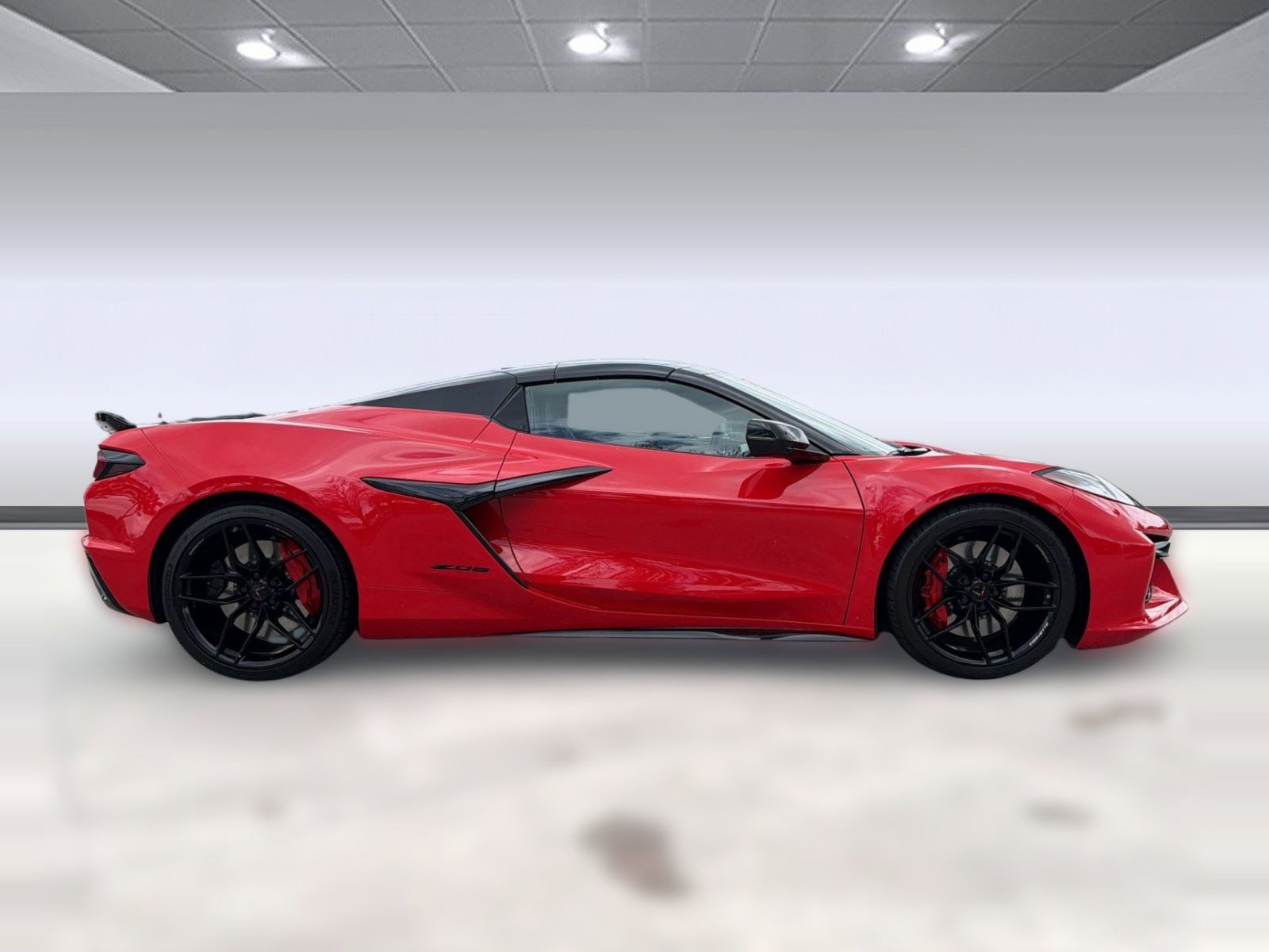 Used 2025 Chevrolet Corvette Z06 w/ Battery Protection Package RWD image 8