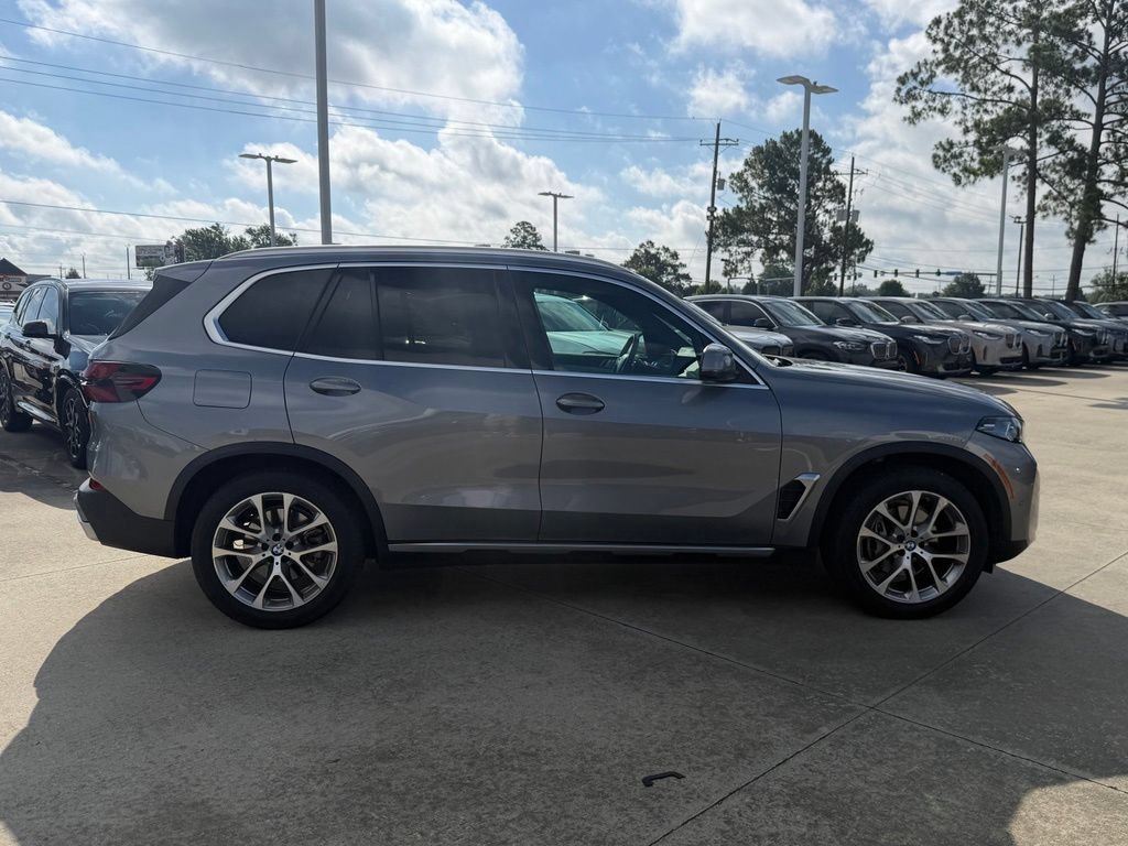 Certified 2024 BMW X5 sDrive40i w/ Premium Package RWD image 6