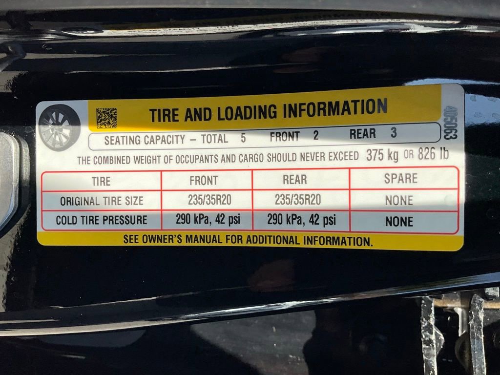 Used 2023 Tesla Model 3 Performance image 9