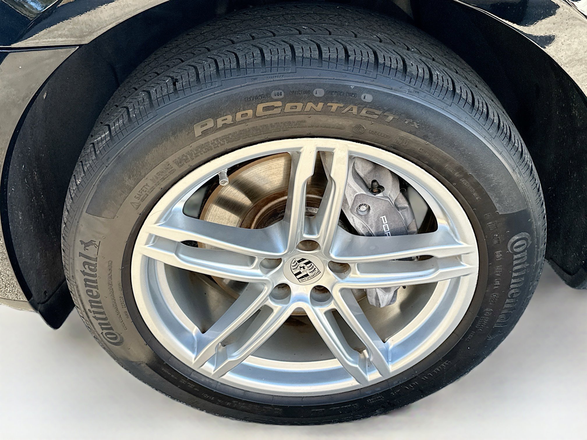 Used 2022 Porsche Macan image 35