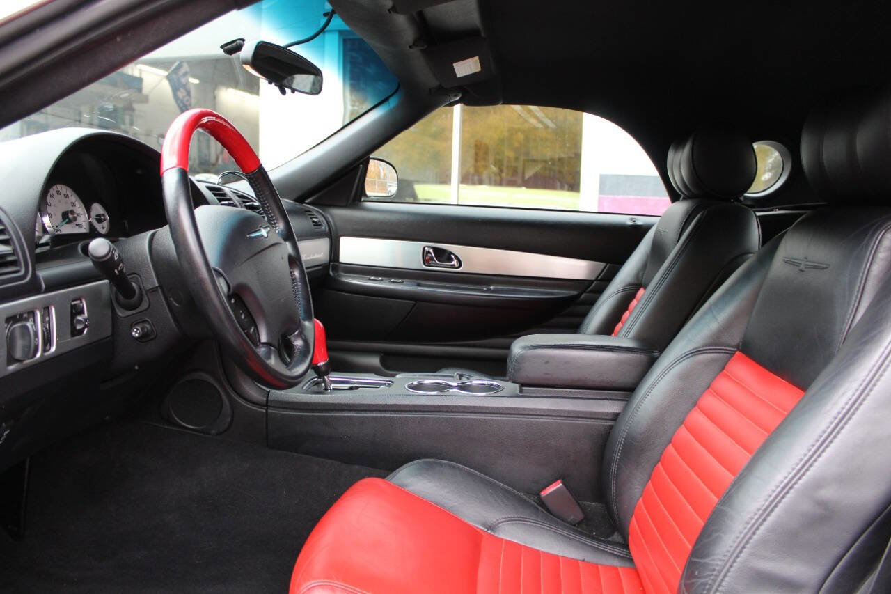 Used 2003 Ford Thunderbird image 40