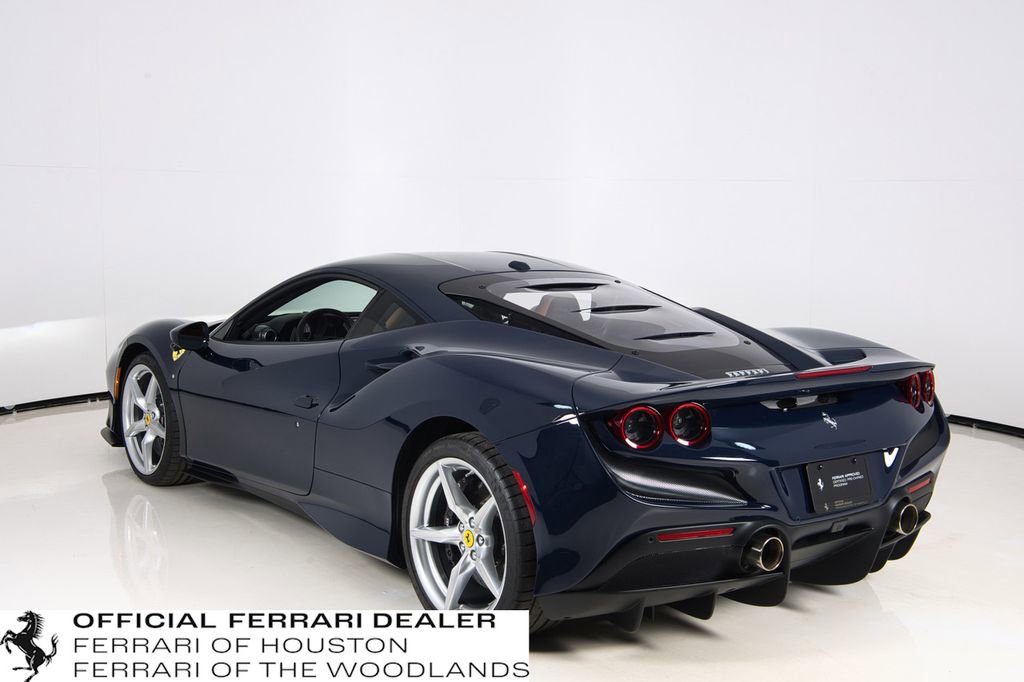 Used 2022 Ferrari F8 Tributo image 2