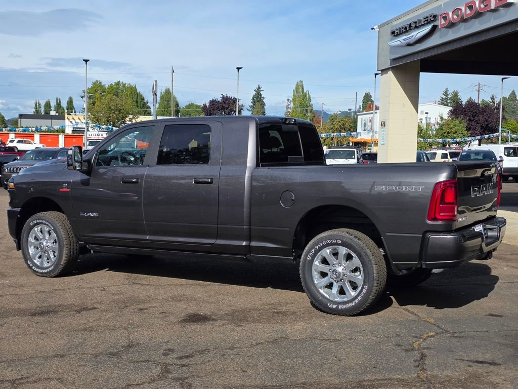 New 2025 RAM 3500 Laramie image 37