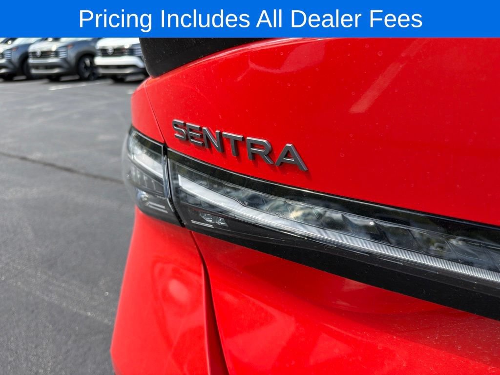 New 2027 Nissan Sentra SR w/ Floor Mat Package FWD image 6