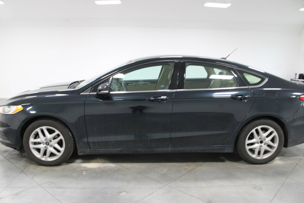 Used 2014 Ford Fusion SE FWD image 6