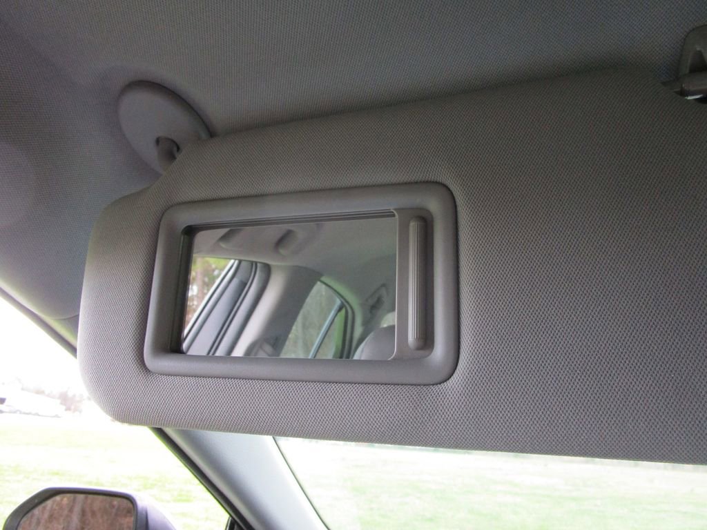 Used 2018 Toyota Camry XLE image 38