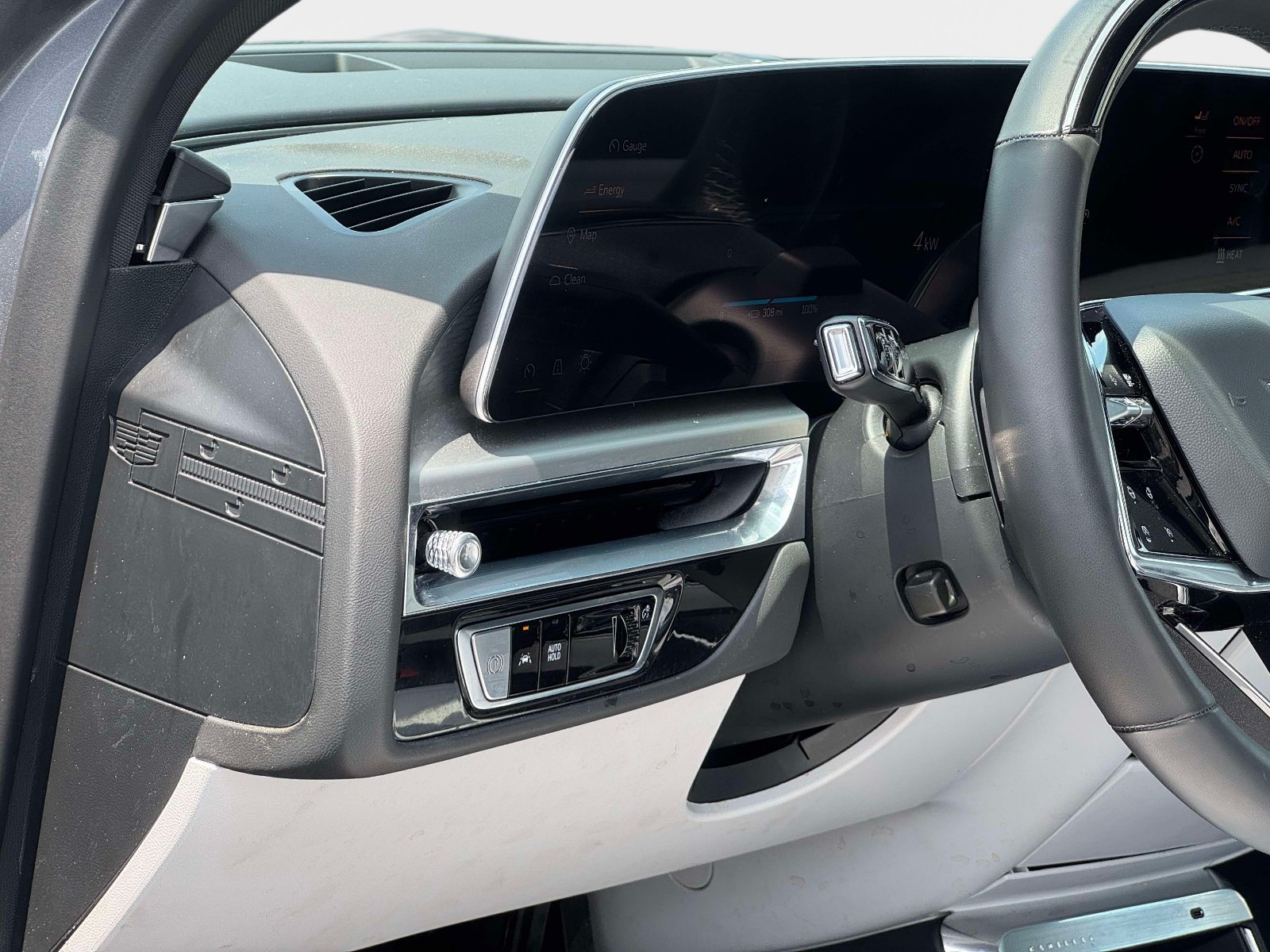 Certified 2023 Cadillac Lyriq 2WD image 12