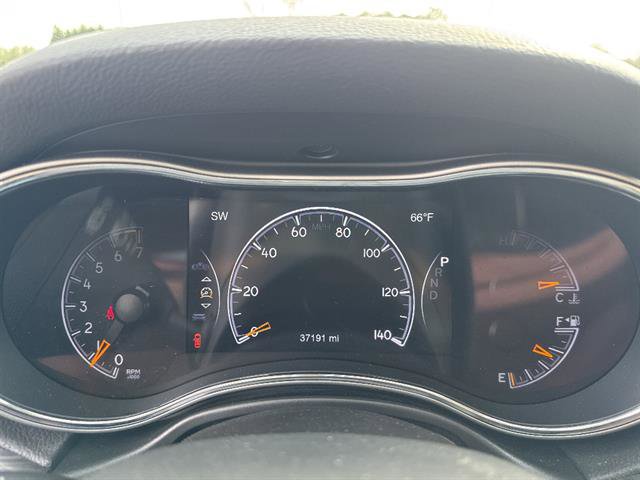 Used 2021 Jeep Grand Cherokee Laredo X image 10