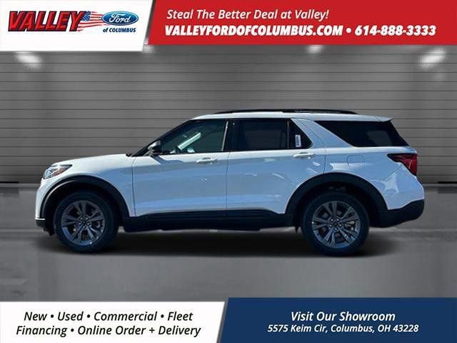 New 2026 Ford Explorer Active image 4