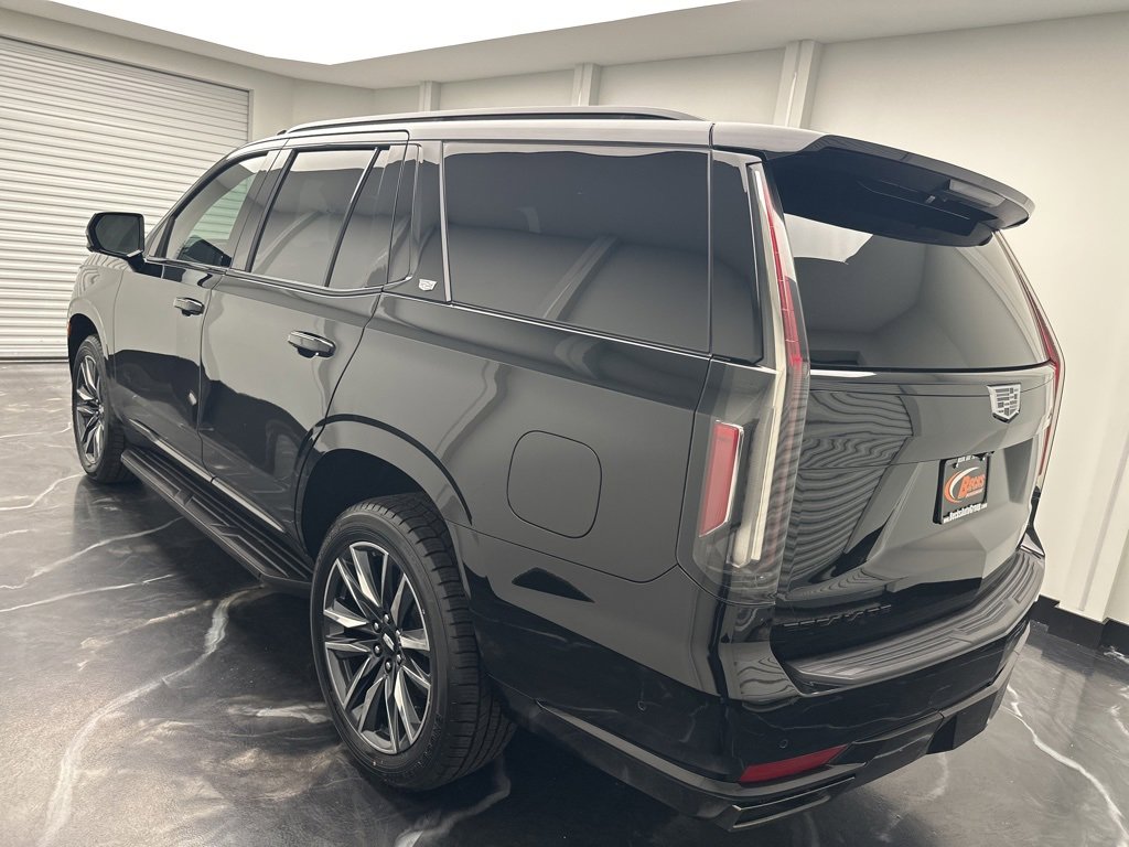 Used 2021 Cadillac Escalade Sport w/ LPO, Illumination Package image 4