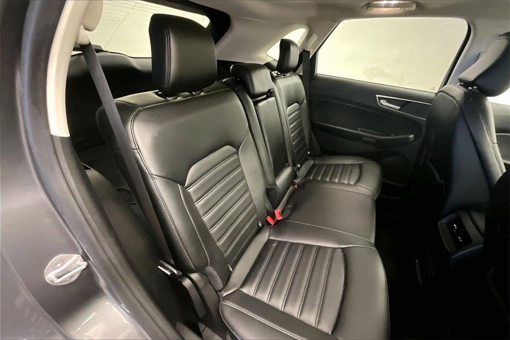 Used 2023 Ford Edge SEL w/ Convenience Package image 23