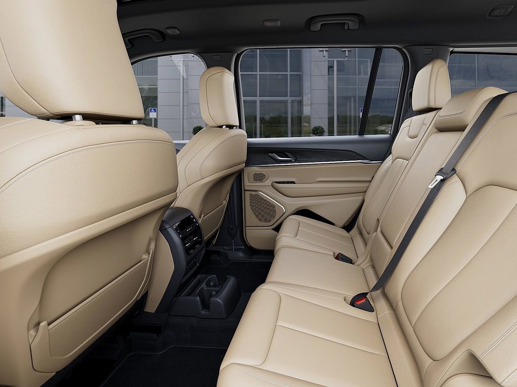 New 2026 Jeep Grand Cherokee L Limited image 23