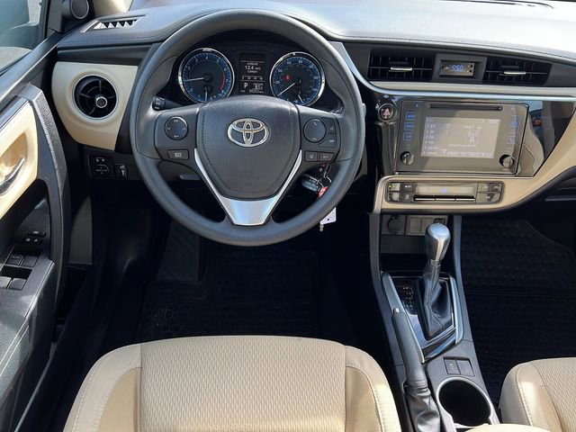 Used 2018 Toyota Corolla FWD image 11