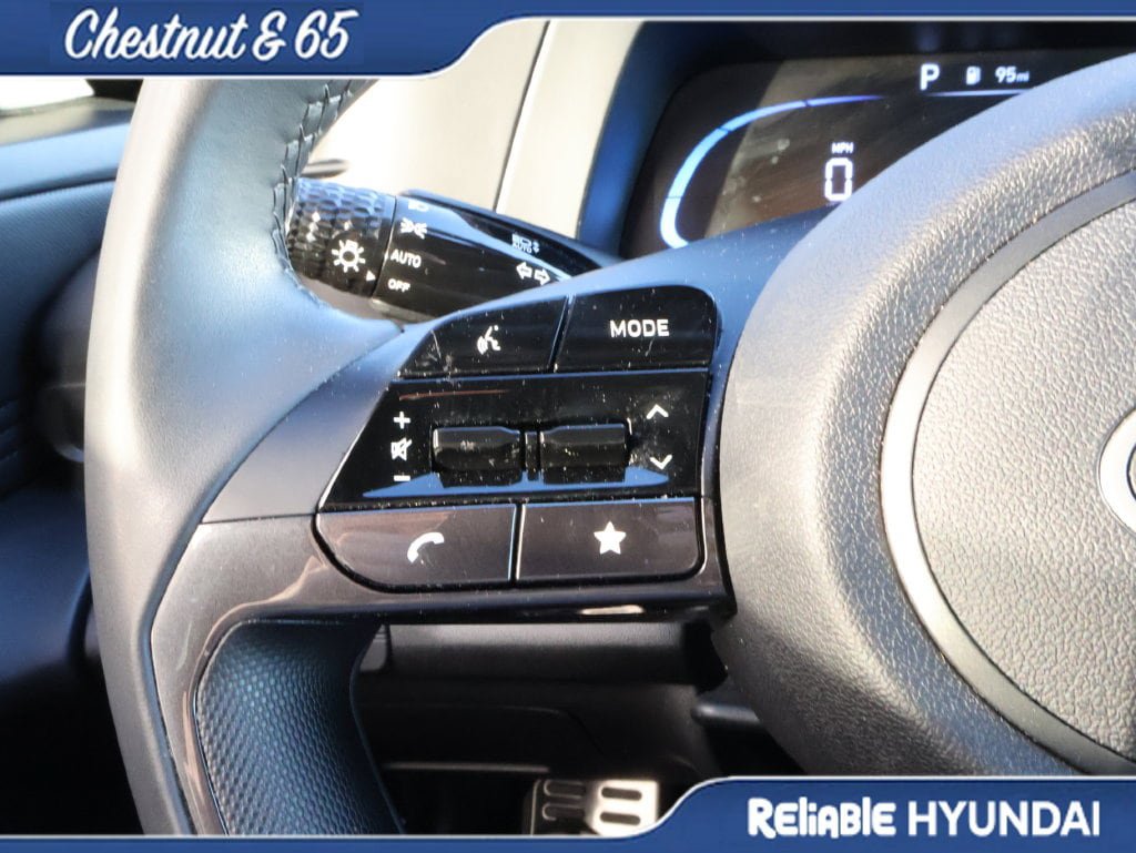 Certified 2025 Hyundai Elantra Sport FWD image 25