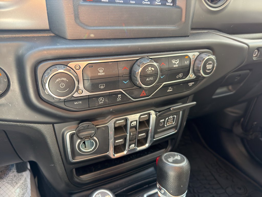 Used 2021 Jeep Wrangler Unlimited Sport image 28