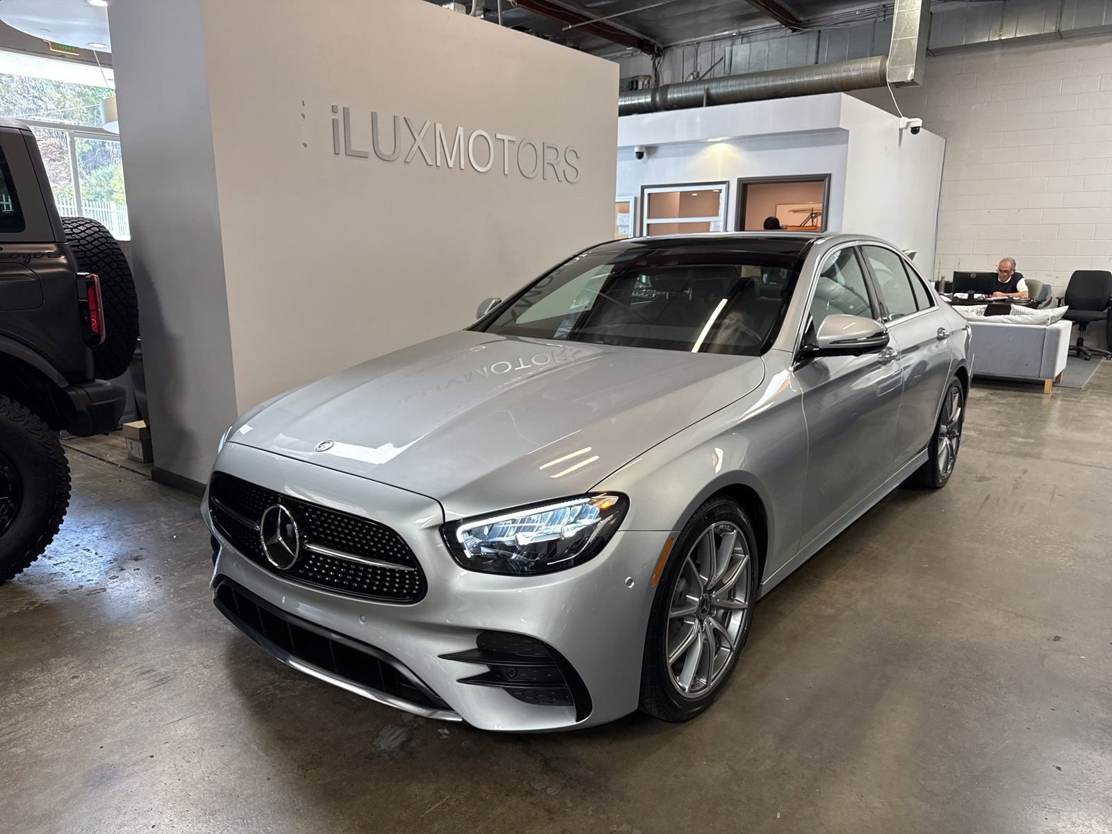 Used 2022 Mercedes-Benz E 350 Sedan image 1