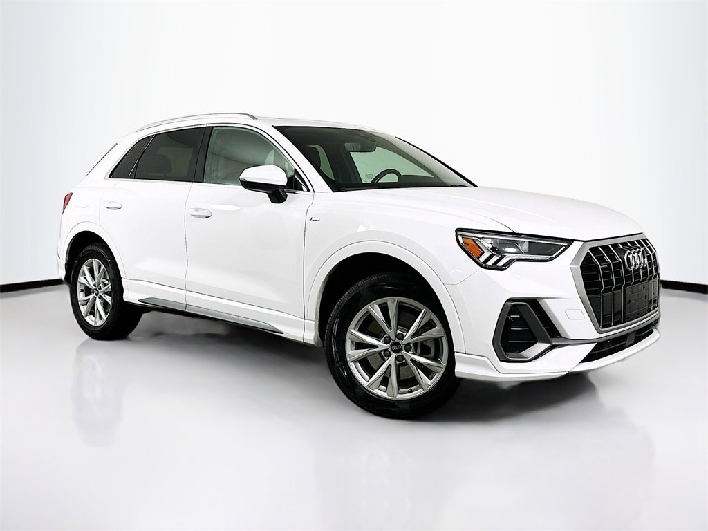 Used 2024 Audi Q3 2.0T Premium