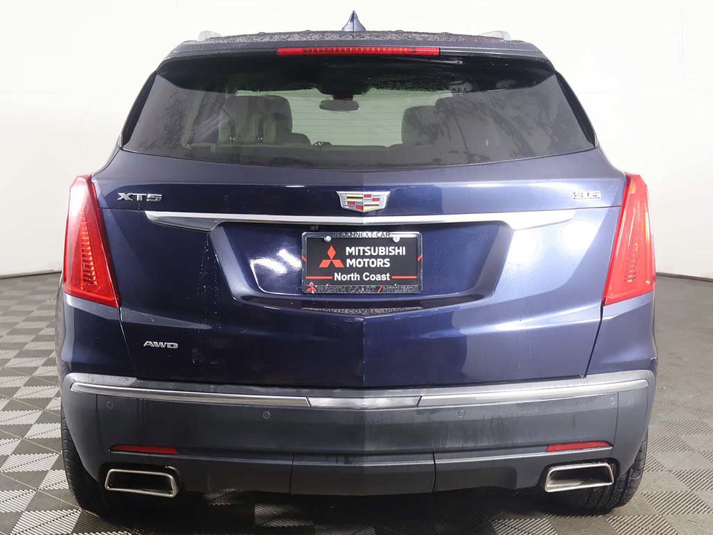 Used 2017 Cadillac XT5 Premium Luxury w/ LPO, Wheel Lock Package AWD/4WD image 14