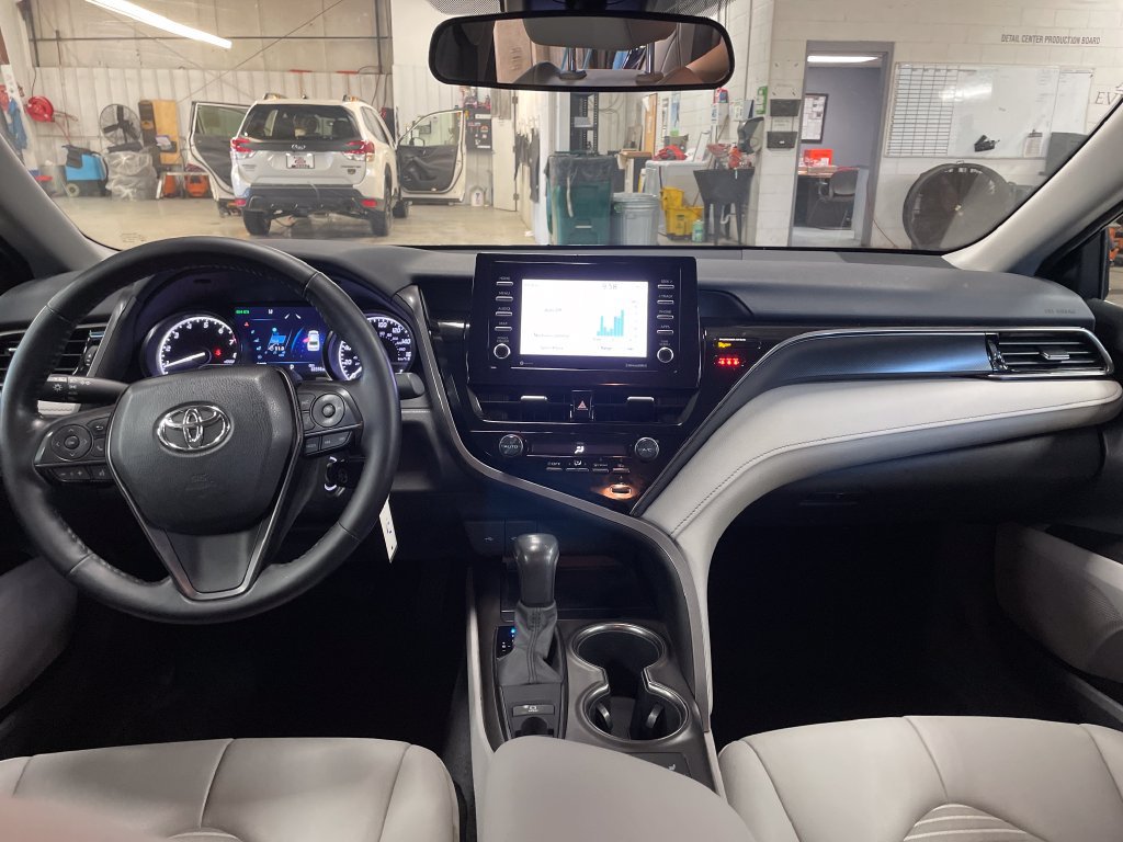 Used 2021 Toyota Camry SE w/ Cold Weather Package AWD/4WD image 21