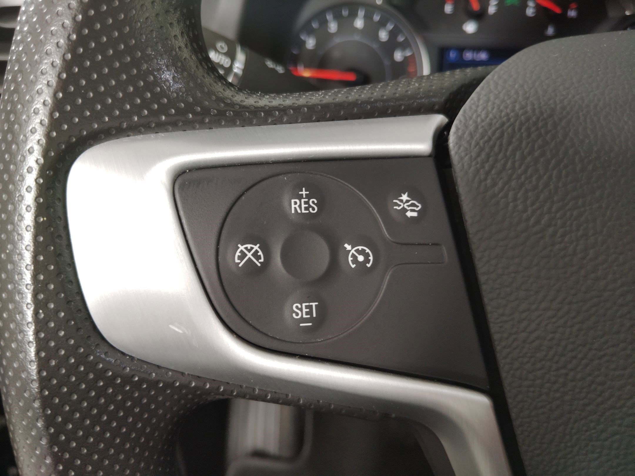 Used 2023 GMC Acadia SLE w/ Driver Convenience Package image 15