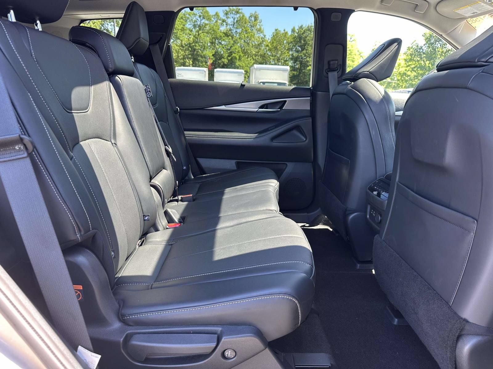 Used 2023 INFINITI QX60 Luxe w/ Cargo Package AWD/4WD image 27