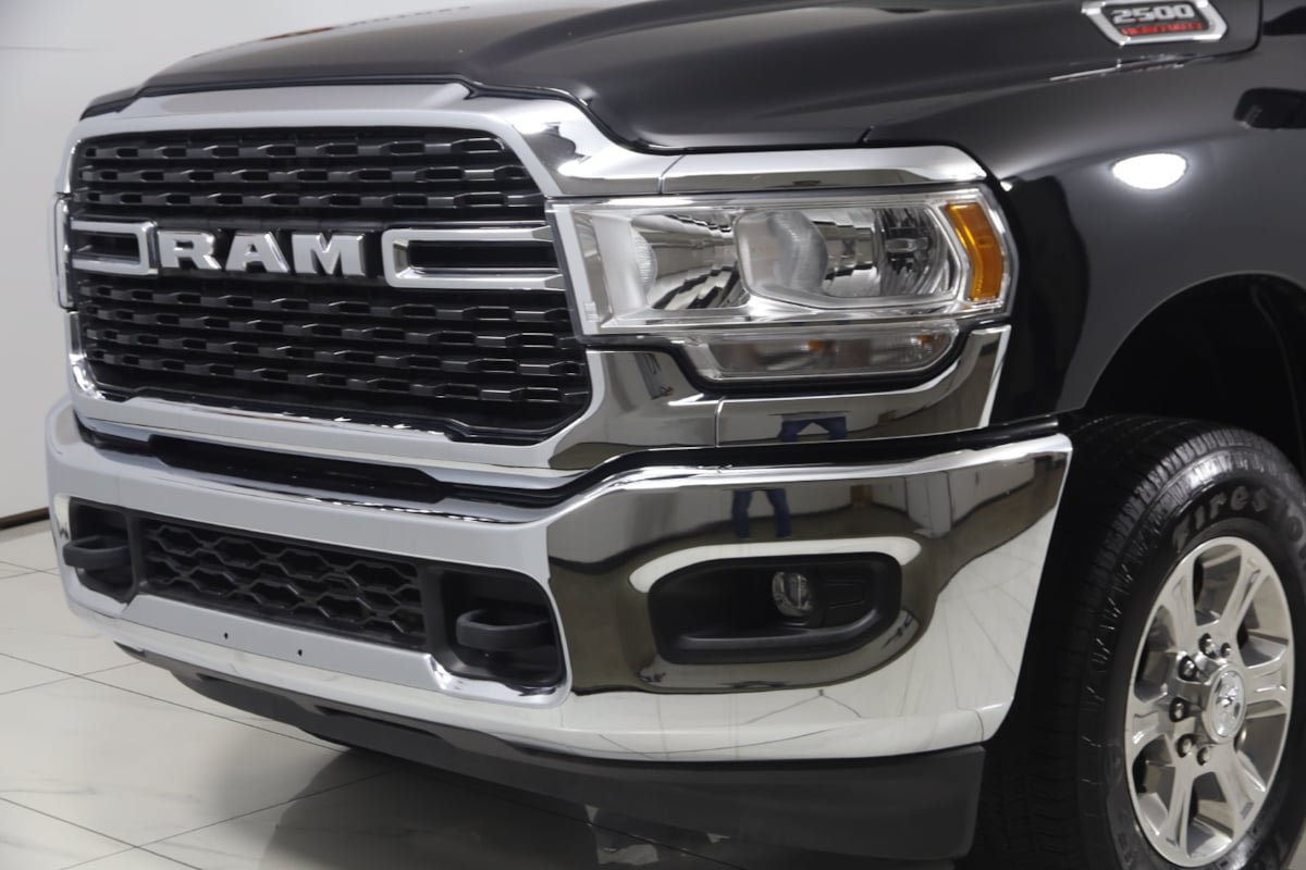 Used 2024 RAM 2500 Big Horn AWD/4WD image 41