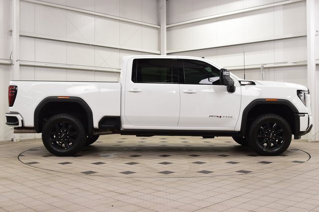 Used 2024 GMC Sierra 2500 AT4 w/ AT4 Premium Plus Package image 9