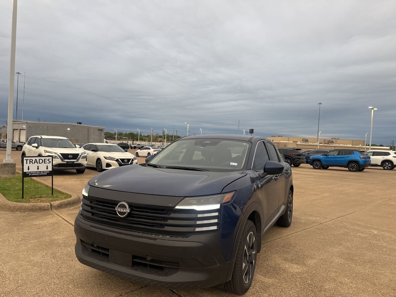 Certified 2025 Nissan Kicks SV image 6