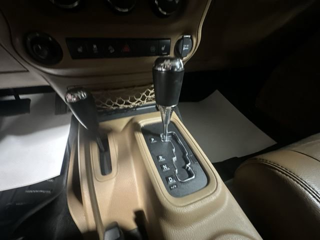 Used 2012 Jeep Wrangler Sahara w/ Connectivity Group image 23