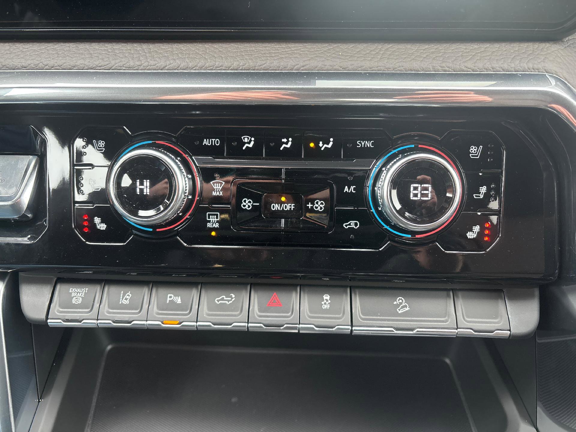 New 2026 GMC Sierra 3500 Denali w/ Technology Package image 23