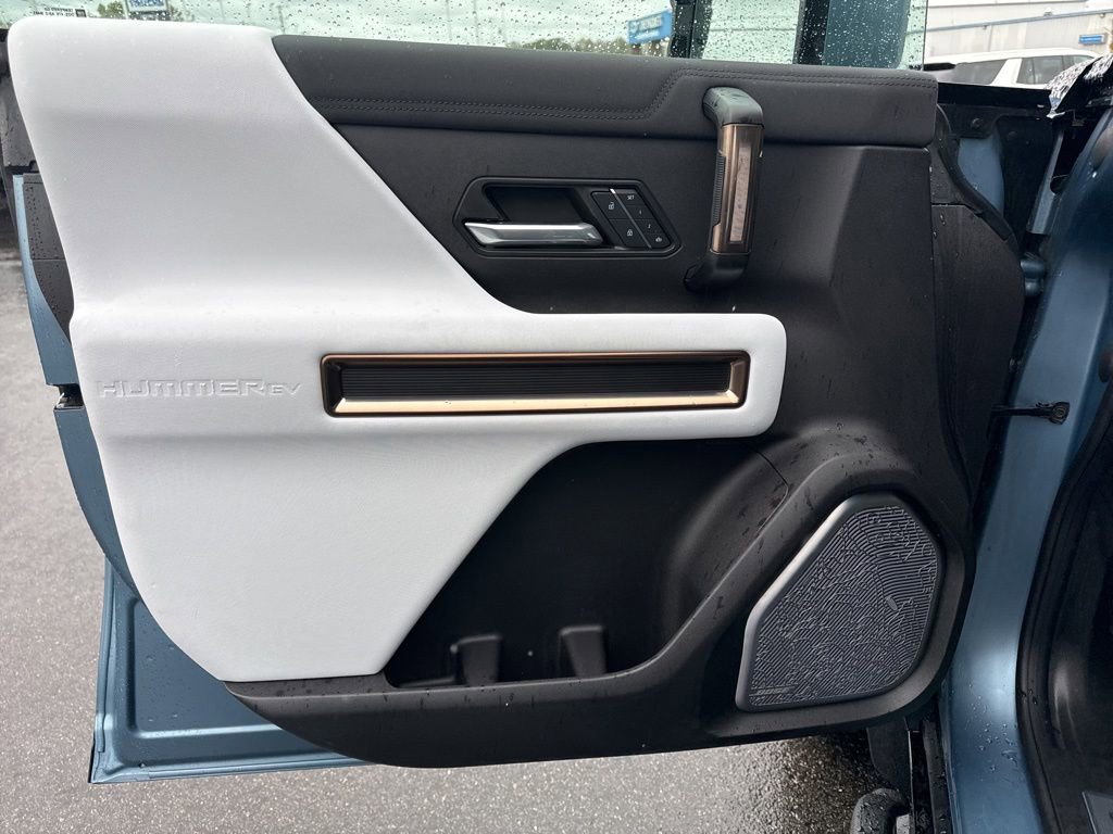 Used 2024 GMC Hummer EV 3X w/ Omega Edition image 28