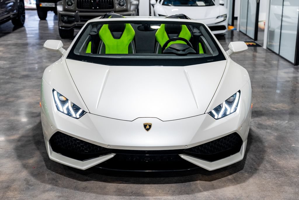 Used 2016 Lamborghini Huracan LP 610-4 AWD/4WD image 8