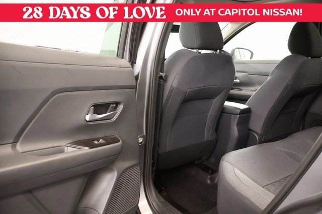 New 2026 Nissan Kicks SV w/ SV Premium Package image 25