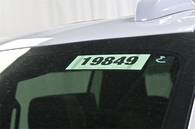 New 2026 Chevrolet Suburban Premier image 32