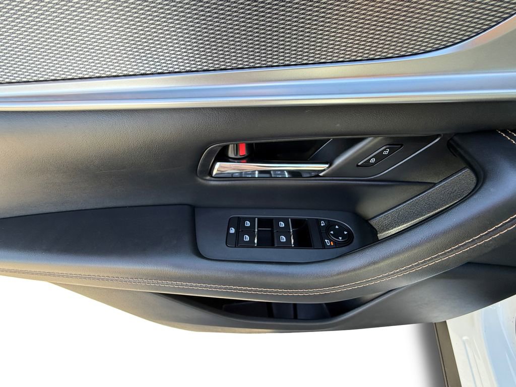 Used 2024 MAZDA CX-90 Plug-In Hybrid w/ Preferred image 11