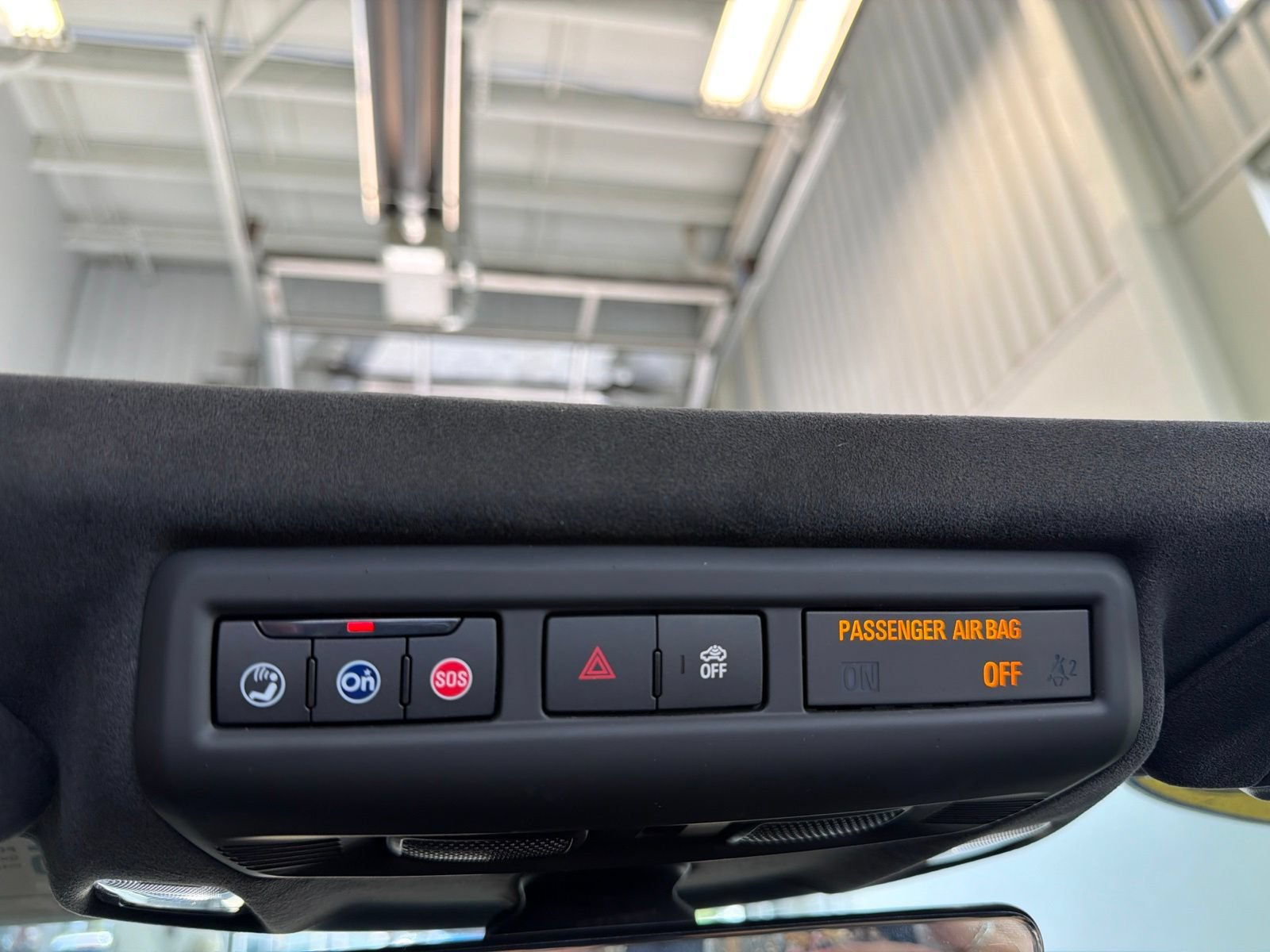 Used 2023 Chevrolet Corvette Stingray Premium Conv w/ Battery Protection Package RWD image 34