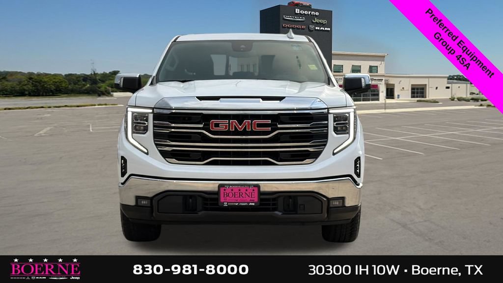 Used 2023 GMC Sierra 1500 SLT w/ SLT Premium Package AWD/4WD image 8