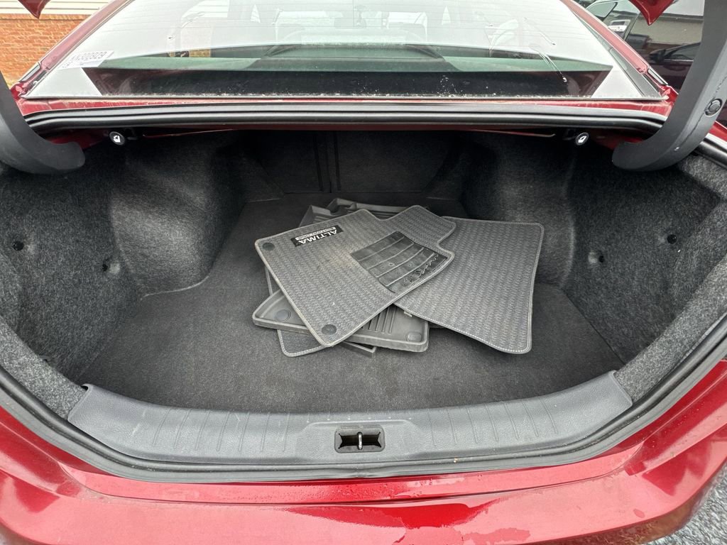 Used 2019 Nissan Altima 2.5 Platinum image 16