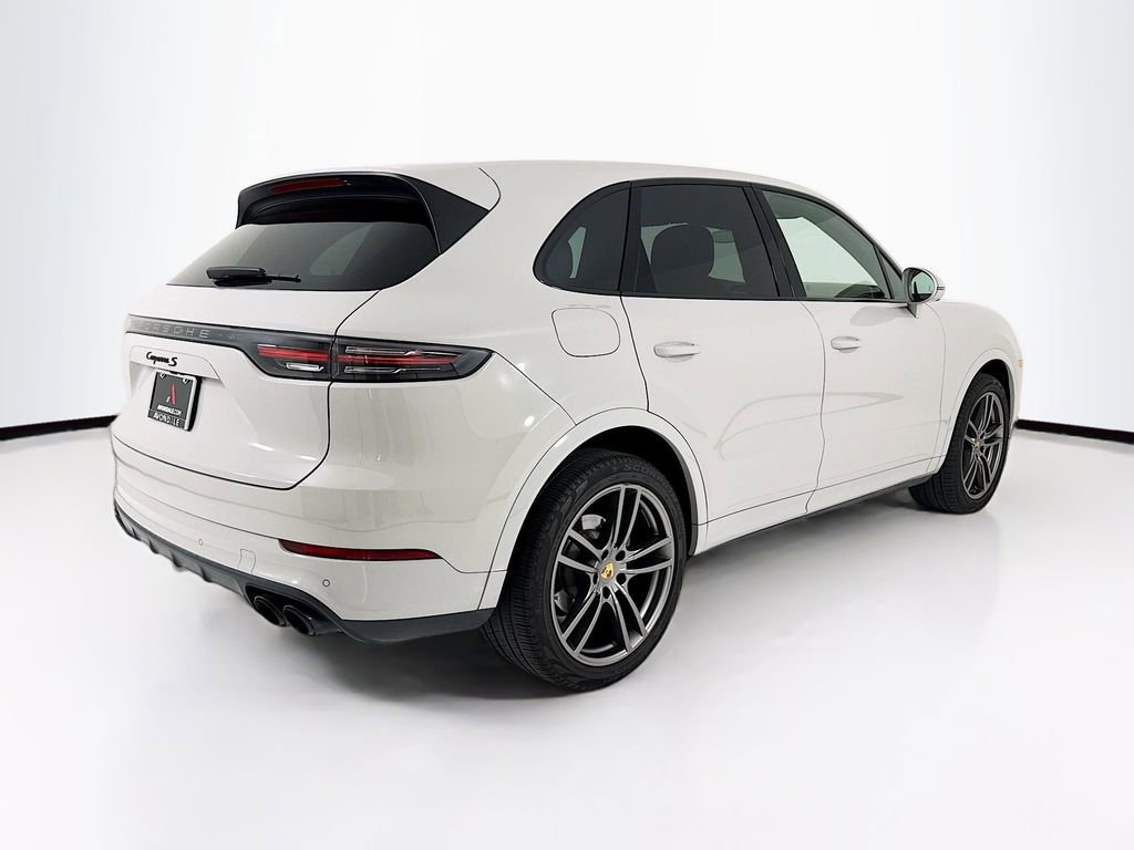 Certified 2023 Porsche Cayenne S Platinum AWD/4WD image 9
