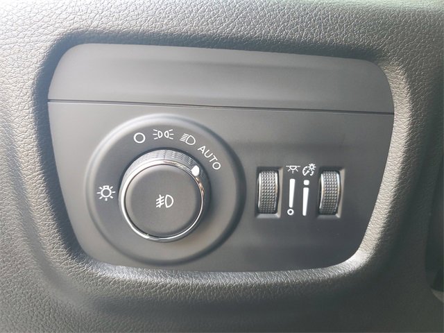 Used 2023 Jeep Grand Cherokee L Limited image 32