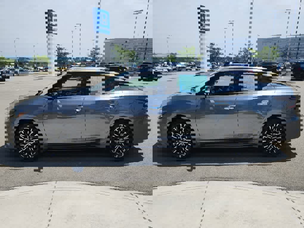 Used 2020 Nissan Maxima 3.5 SL w/ Floor Mat Group image 6