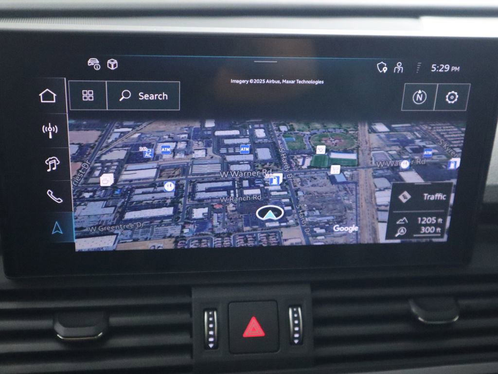 Used 2025 Audi Q5 e Premium Plus w/ Premium Plus Package image 16