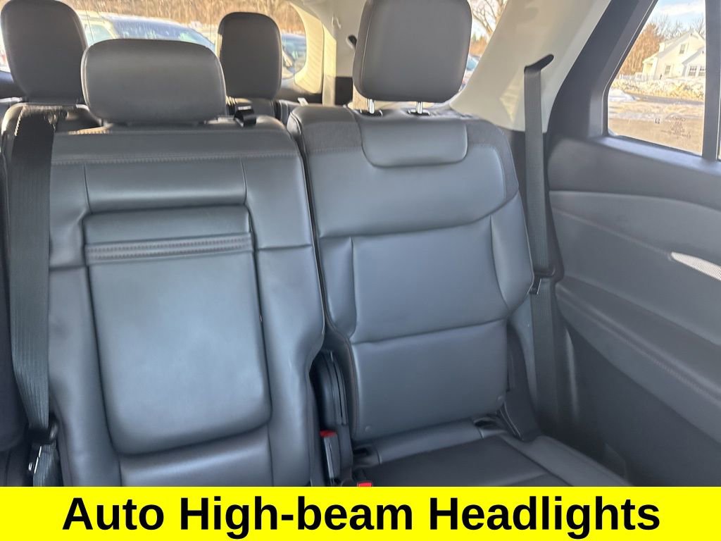 Used 2025 Ford Explorer Active w/ Active Comfort Package image 17