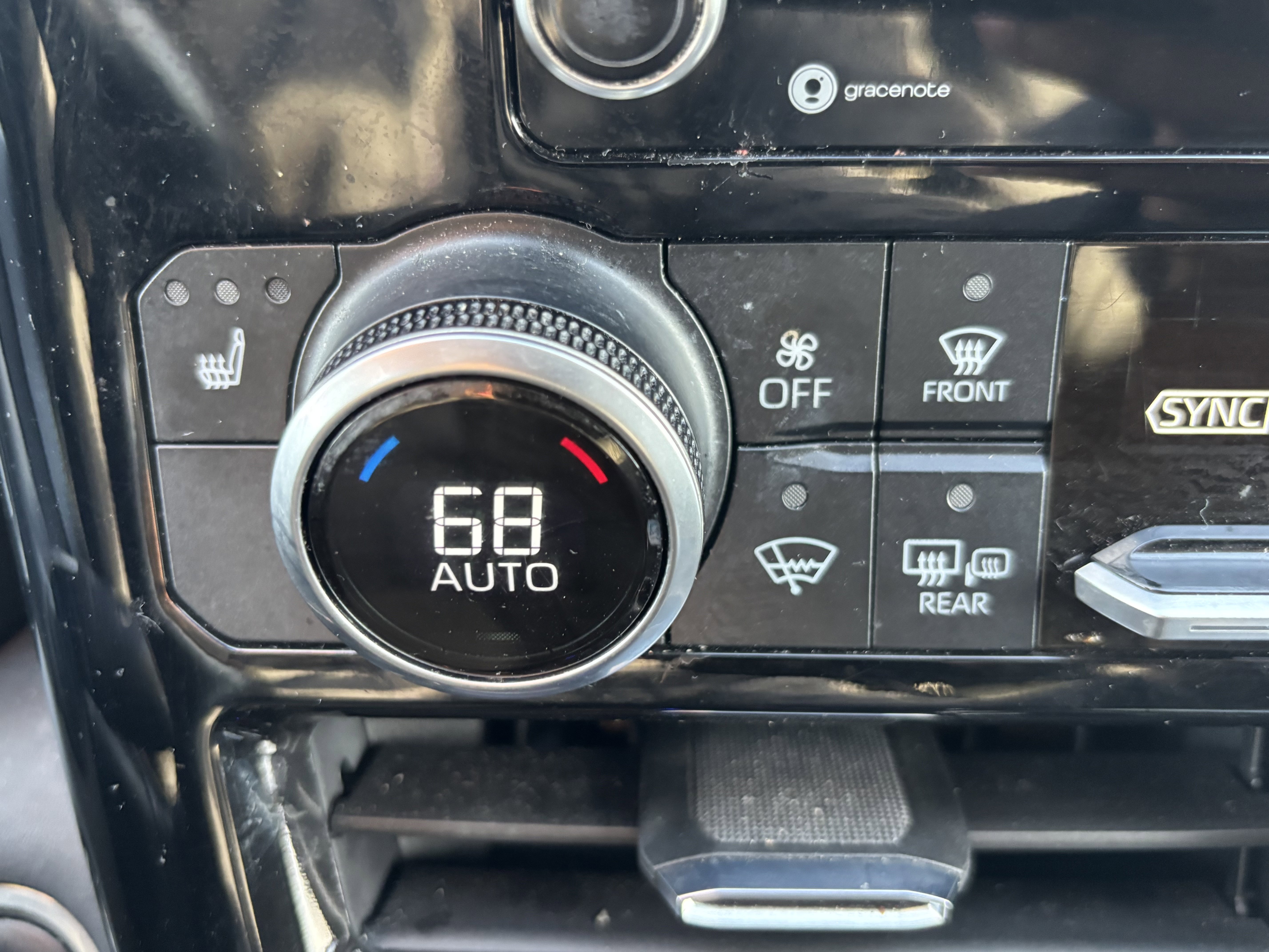 Used 2021 Toyota Highlander XSE image 24