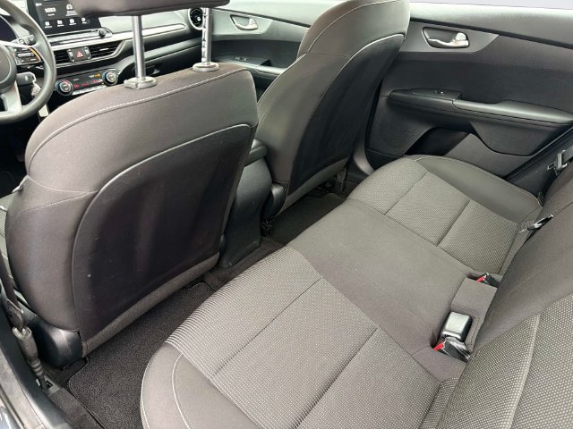 Used 2019 Kia Forte LXS FWD image 15