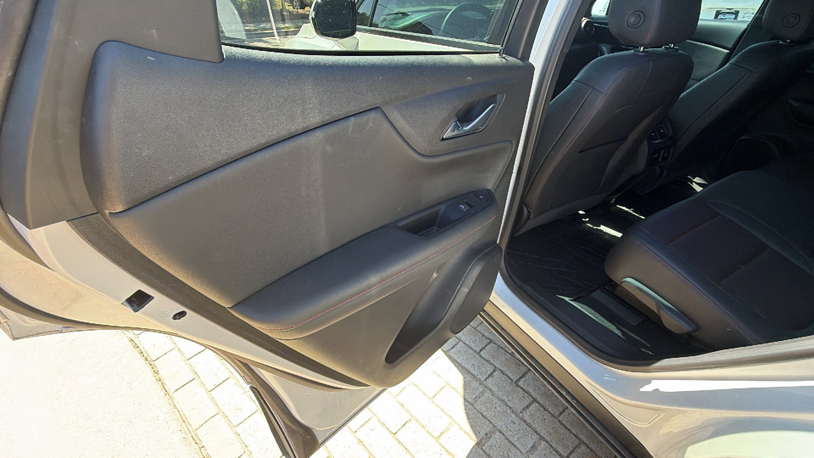 Used 2023 Chevrolet Blazer RS w/ Driver Confidence II Package image 23