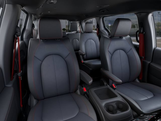 New 2027 Chrysler Pacifica Select AWD/4WD image 17